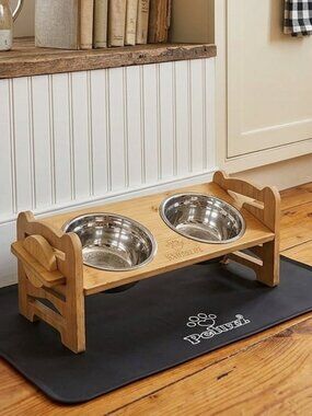 Bamboo Raised Feeder with Bowls and Mat